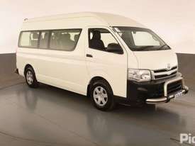 2012 Toyota Hiace - picture0' - Click to enlarge
