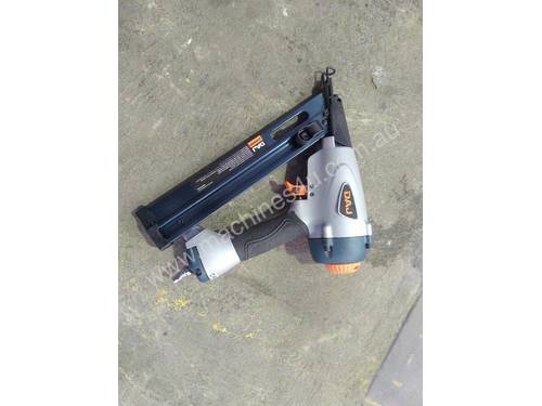 DAJ Pneumatic Angle Finish Nail G