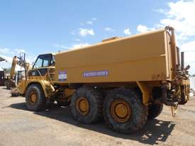 Caterpillar 725 Water Truck - picture0' - Click to enlarge