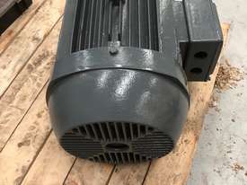WEG 15kW 415v Motor- fully reconditioned! - picture1' - Click to enlarge