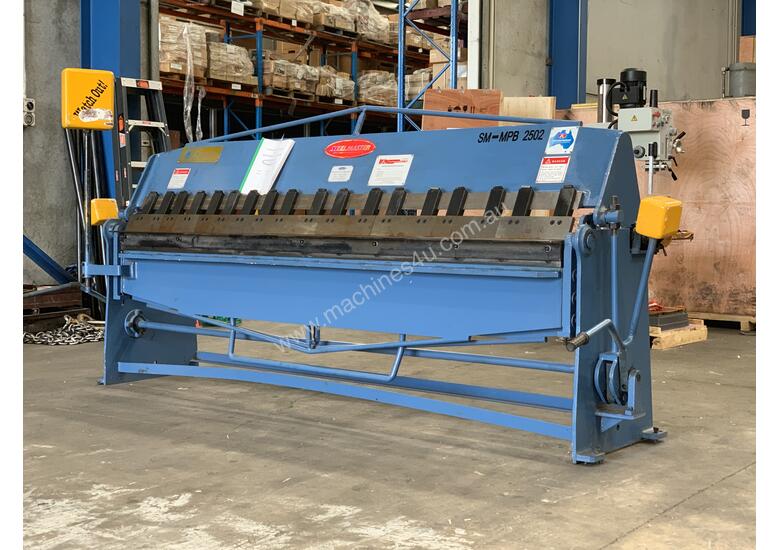 caption Just In - Late Model - 2500mm x 1.6mm Panbrake Folder - Very Good Order