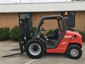 Manitou MH25-4T Buggy Forklift - picture0' - Click to enlarge