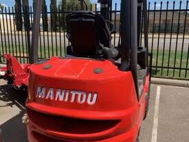 Manitou MI18D - Diesel - side-shift - 4.7m triplex - picture0' - Click to enlarge
