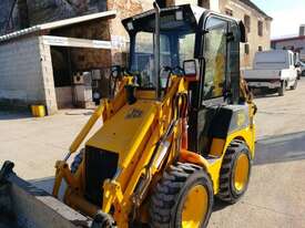 JCB    1cx   4-4 - picture0' - Click to enlarge