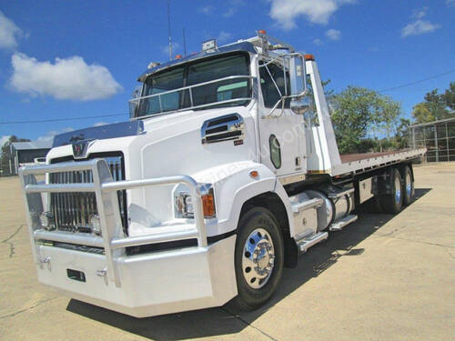 Western Star 4700 Tilt tray Truck