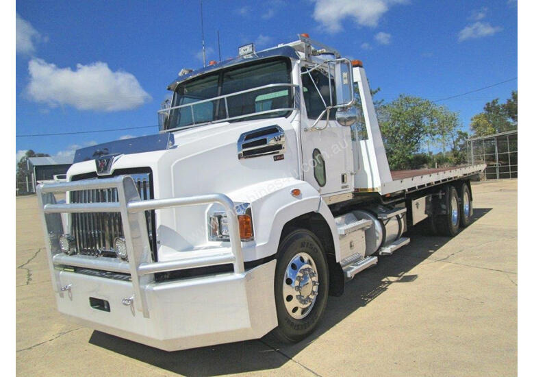 caption Western Star 4700 Tilt tray Truck