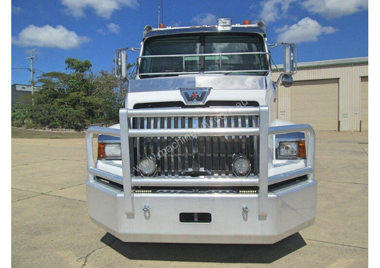 caption Western Star 4700 Tilt tray Truck