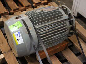 Toshiba 3 Phase Induction Motor - picture0' - Click to enlarge