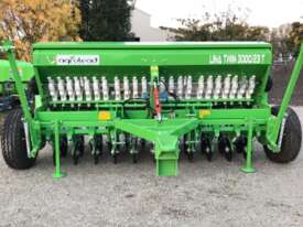 AGROLEAD LINA 3000/23T - picture1' - Click to enlarge