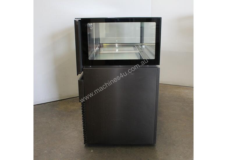 caption Anvil DSD0002 Refrigerated Display