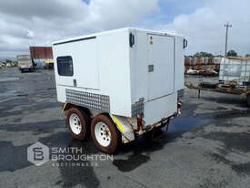 CUSTOM BUILT TANDEM AXLE ENCLOSED TRAILER - picture0' - Click to enlarge