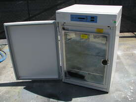 Laboratory Lab Water-Jacketed CO2 Incubator Oven - Thermo Forma Series II 3111 - picture1' - Click to enlarge
