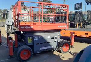 ACTIVE FORKLIFTS - All Terrain Electric Scissor Lift inbuilt petrol engine 9.8m platform height 2016
