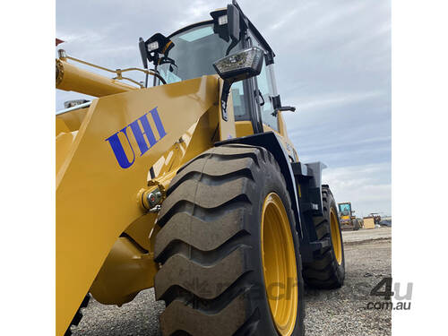 Free Delivery and Service Kit UHI LG820 Wheel loader, 4WD, 4in1 Bucket, 100HP, 2.2T loading capacity