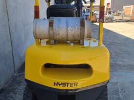 Hyster 2.5T LPG Counterbalance Forklift - picture1' - Click to enlarge