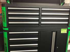 MONSTER TOOLS PRO 5 DRAWER XL ROLLER CABINET AND 8 DRAWER XL TOP BOX WITH BUMPERS  - picture0' - Click to enlarge