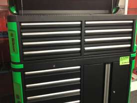 MONSTER TOOLS PRO 5 DRAWER XL ROLLER CABINET AND 8 DRAWER XL TOP BOX WITH BUMPERS  - picture0' - Click to enlarge