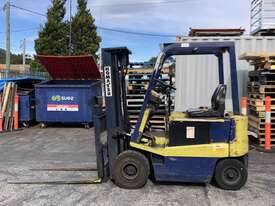 Komatsu 1.5 Tonne Electric Forklift - picture0' - Click to enlarge