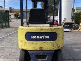 Komatsu 1.5 Tonne Electric Forklift - picture1' - Click to enlarge