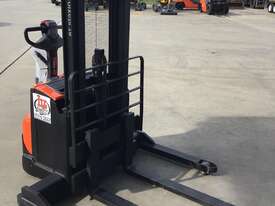 BT Toyota Walkie Stacker  - picture2' - Click to enlarge