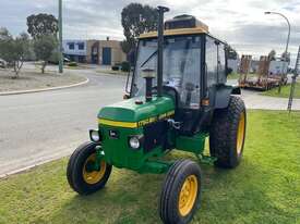 Tractor John Deere 1750 Cab A/C 2WD 50HP - picture0' - Click to enlarge