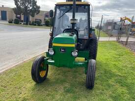 Tractor John Deere 1750 Cab A/C 2WD 50HP - picture1' - Click to enlarge