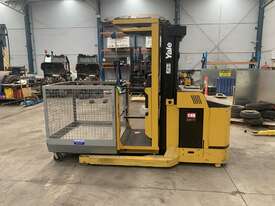 Yale SS030BF Order Picker - picture0' - Click to enlarge