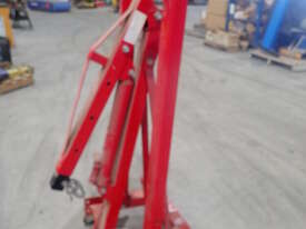 2 TONNE FOLDING HYDRAULIC ENGINE HOIST - picture1' - Click to enlarge