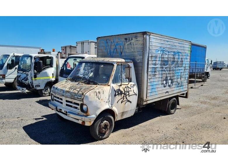 Buy Used Bedford Bedford Road Maintenance Trucks in , Listed on