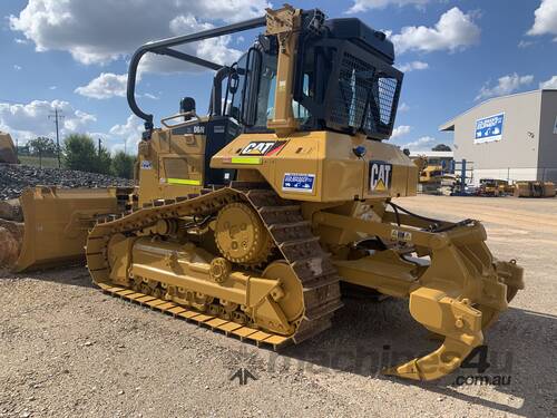 Caterpillar D6N-2 Forward Sweeps and Screens