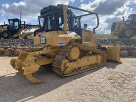 Caterpillar D6N-2 Forward Sweeps and Screens - picture0' - Click to enlarge