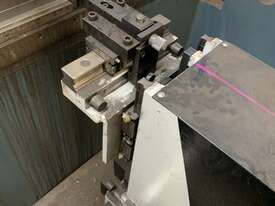 Used Durma CNC Hydraulic Pressbrake - picture2' - Click to enlarge
