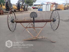 VINTAGE HORSE DRAWN HAY RAKE - picture0' - Click to enlarge