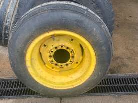 Two x 27-9.5 x 15 Multirib 8 Ply Tyres - picture1' - Click to enlarge