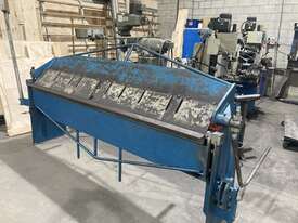 Pan Brake 2400mm 2mm steel, 3mm Aluminum  - picture0' - Click to enlarge