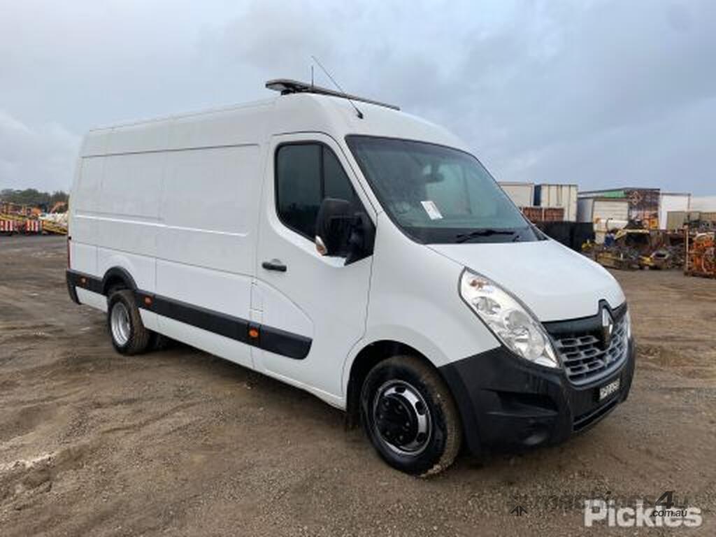 Buy Used renault MASTER X62 Vans in , - Listed on Machines4u