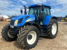 New Holland TVT170 - picture1' - Click to enlarge