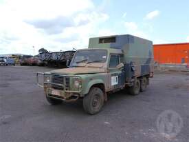 Land Rover Defender Military - picture1' - Click to enlarge