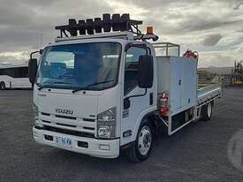 Isuzu NQR450 - picture1' - Click to enlarge