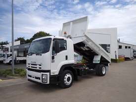 ISUZU FTR - picture0' - Click to enlarge