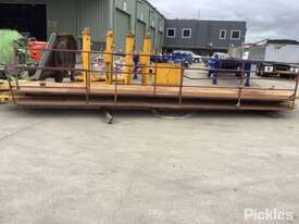 Ramcor Truck Hoist, Includes Ramps, 4x Hoist Posts & Power Pack - picture0' - Click to enlarge