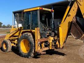 John Deere 315c - picture2' - Click to enlarge