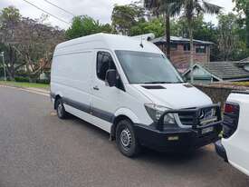 Sprinter van MD wheelbase, high roof excellent condition - picture0' - Click to enlarge