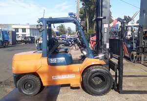 ACTIVE FORKLIFTS - 2013 Toyota 5 Ton forklift for sale- 5m lift height Dual front Wheel
