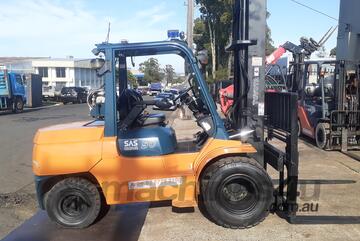ACTIVE FORKLIFTS - 2013 Toyota 5 Ton forklift for sale- 5m lift height Dual front Wheel ACTIVE FORKLIFTS - 2013 Toyota 5 Ton forklift for sale- 5m lift height Dual front Wheel