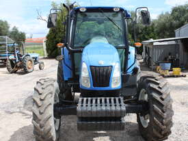 New Holland T5060 Cab 2013 - picture0' - Click to enlarge