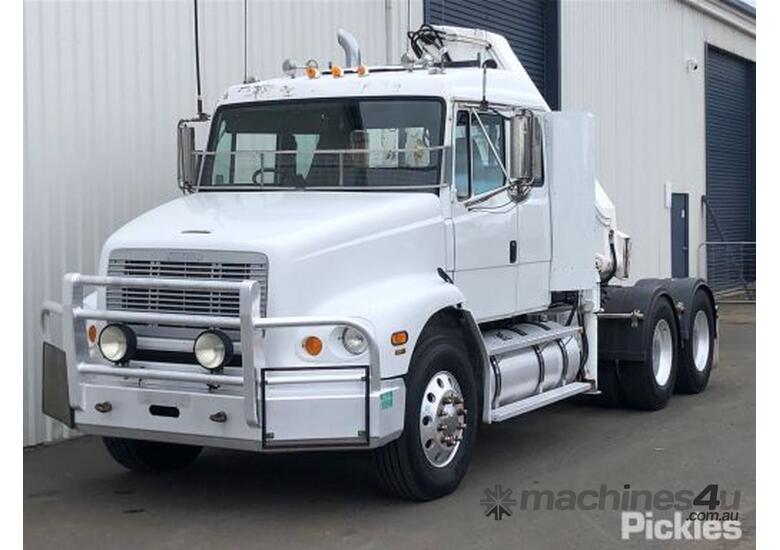 Buy Used Freightliner 1997 Freightliner FL112 - BC Sleeper Cab Trucks ...