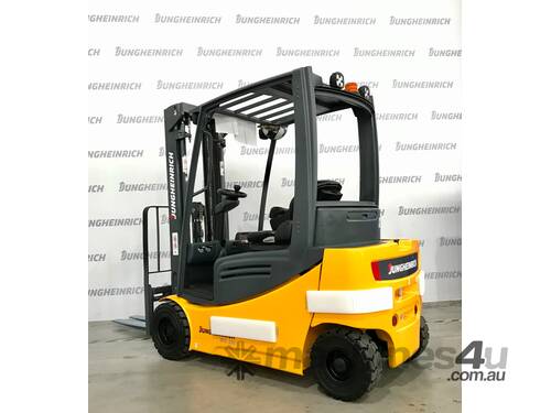 Refurbished battery electric forklift including Brand new battery