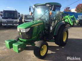 John Deere 4066R - picture0' - Click to enlarge