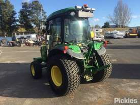 John Deere 4066R - picture2' - Click to enlarge